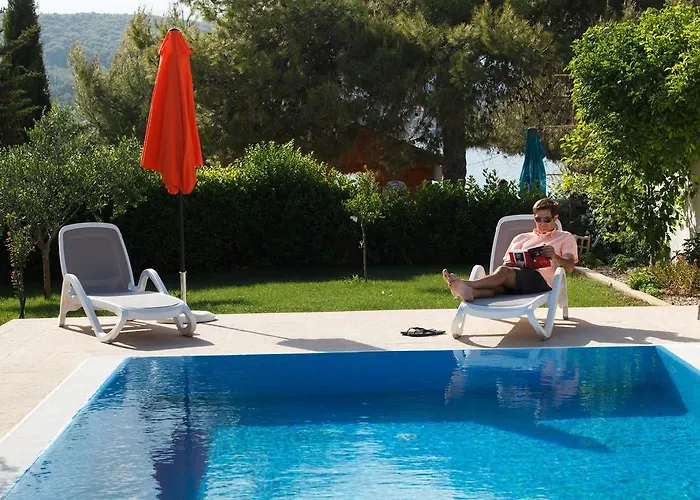 Luna Дом отдыха Sutomiscica